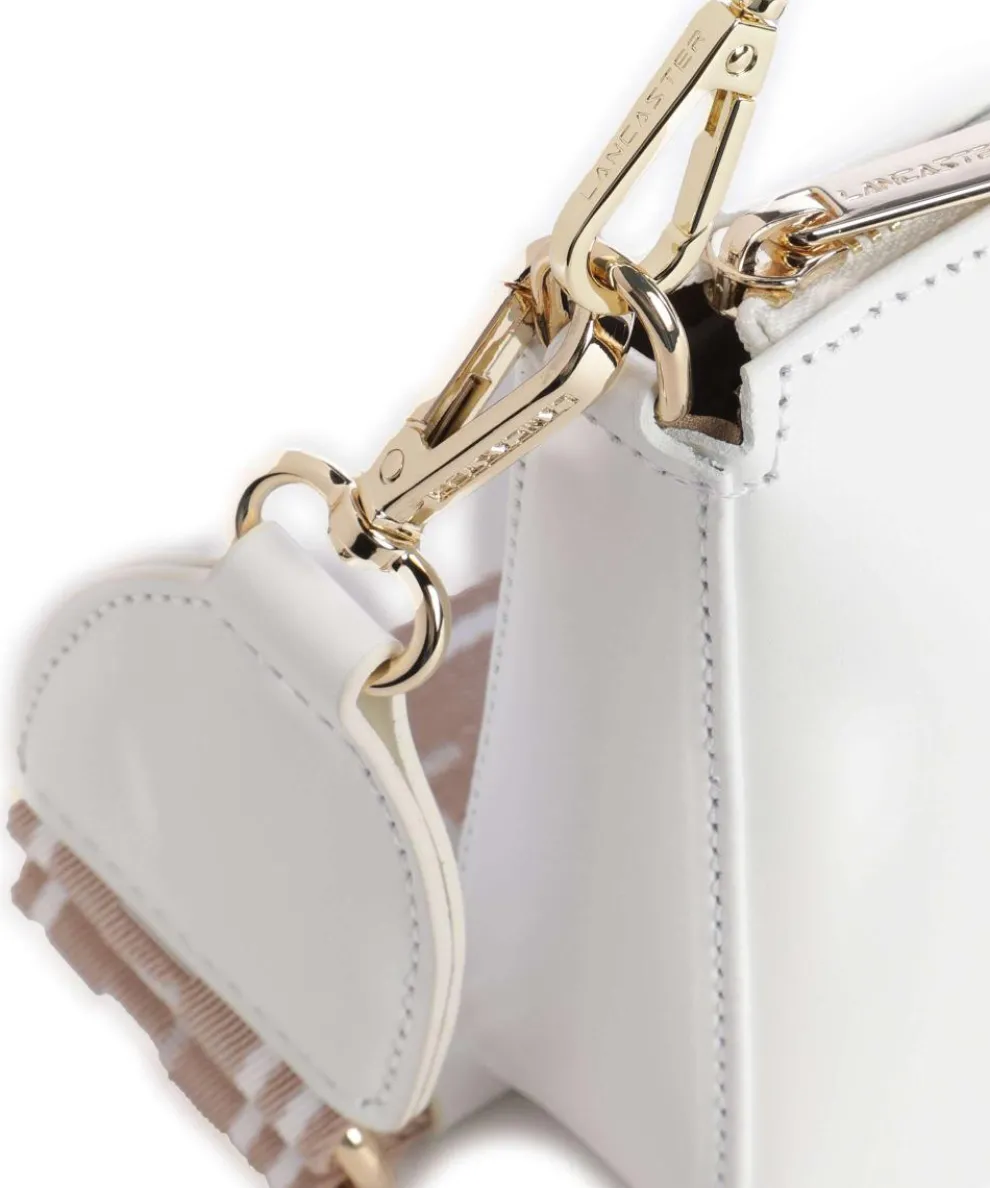 Even Shoulder bag smooth cow leather white