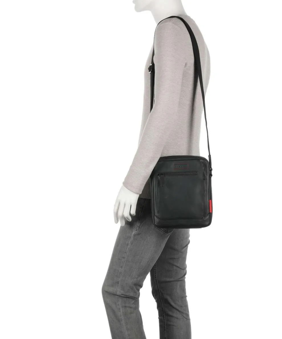 Clark Crossbody bag fine grain cow leather black