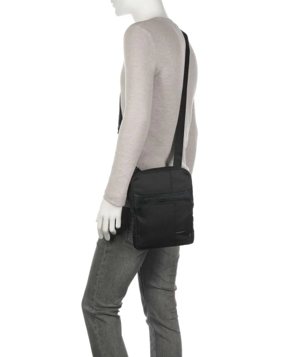 Wollem Crossbody bag 10″ recycled polyester black