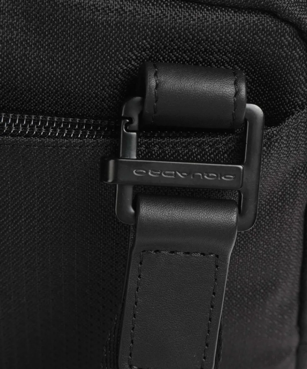 Wollem Crossbody bag 10″ recycled polyester black