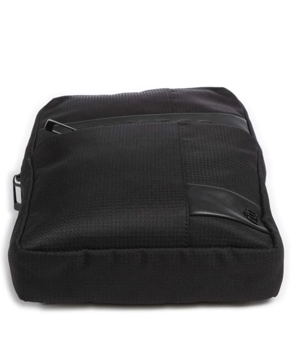 Wollem Crossbody bag 10″ recycled polyester black