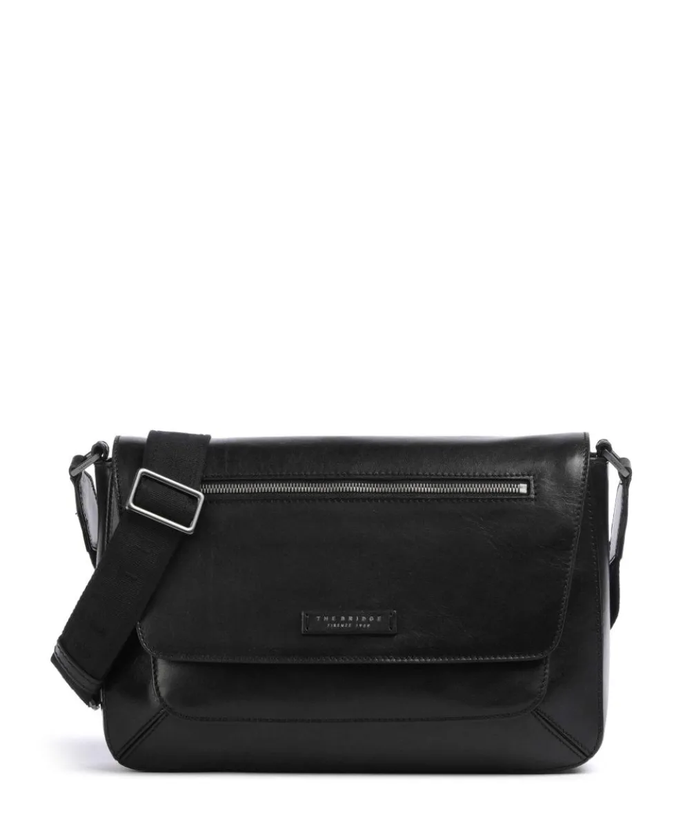 Giulio Messenger bag fine grain cow leather black