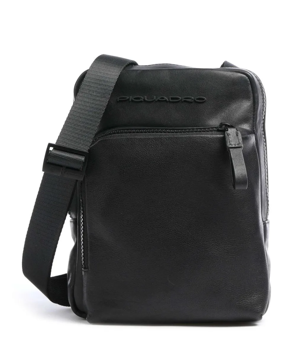 Harper Crossbody bag fine grain leather black