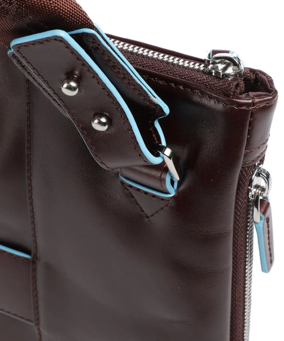 Blue Square Briefcase 15″ smooth leather mahogany