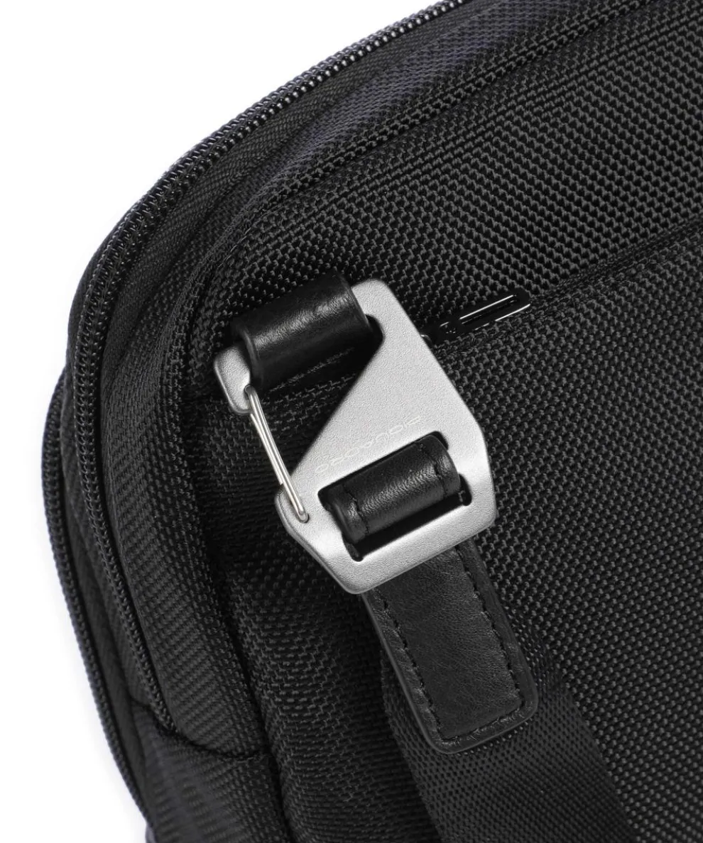 Brief Crossbody bag recycled nylon black