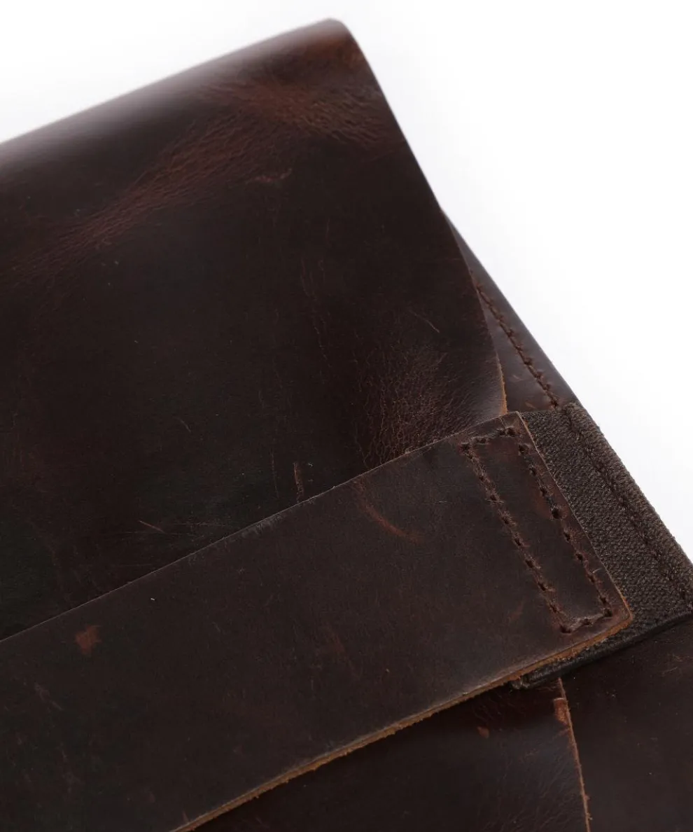 Terra Laptop case 15″ smooth cow leather brown