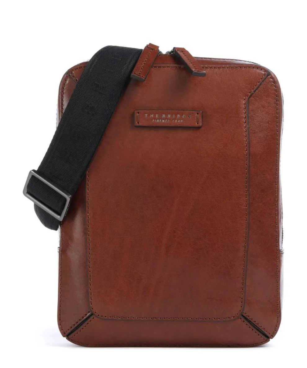 Giulio Crossbody bag fine grain cow leather brown